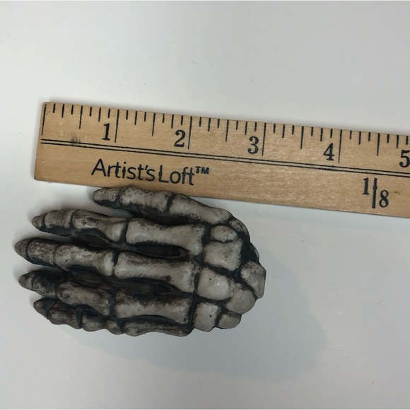 Hair accessory plastic skull hand clips - Picture 5 of 13